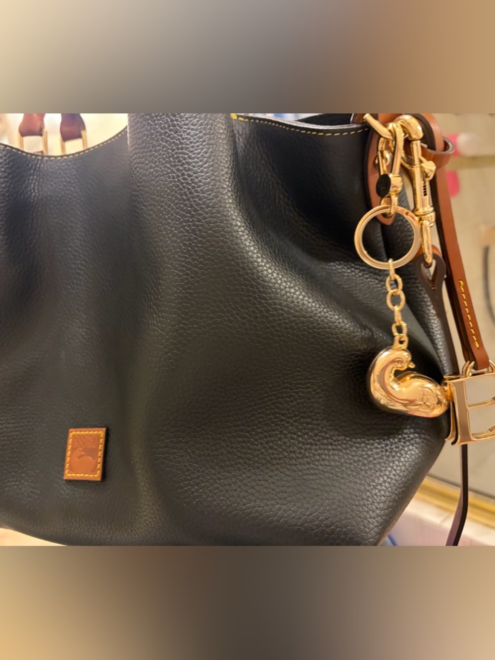 Dooney & Bourke NWOT Black Large Barlow Tote - Picture 9 of 9